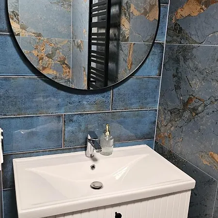 Πανσιόν W Ustce Lipa 3*